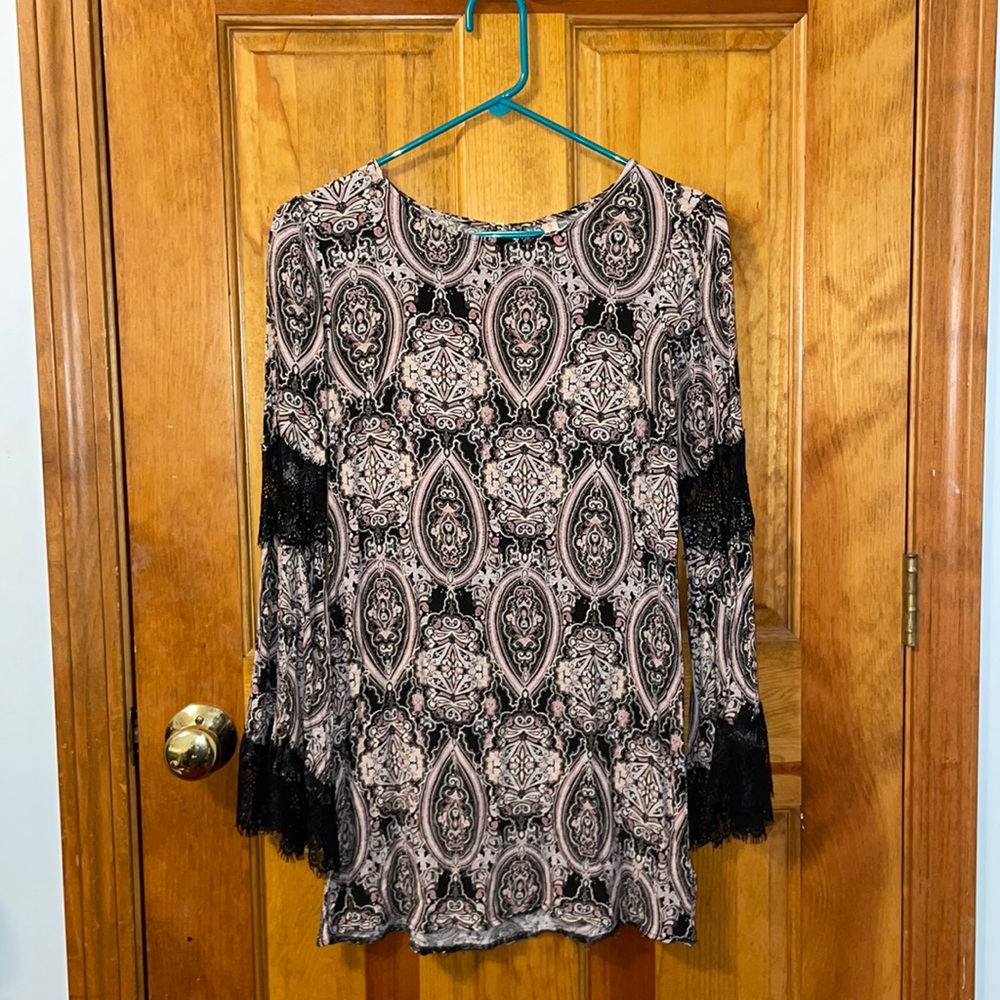 ⭐️Patterned Paisley long sleeve Xhilaration dress XS